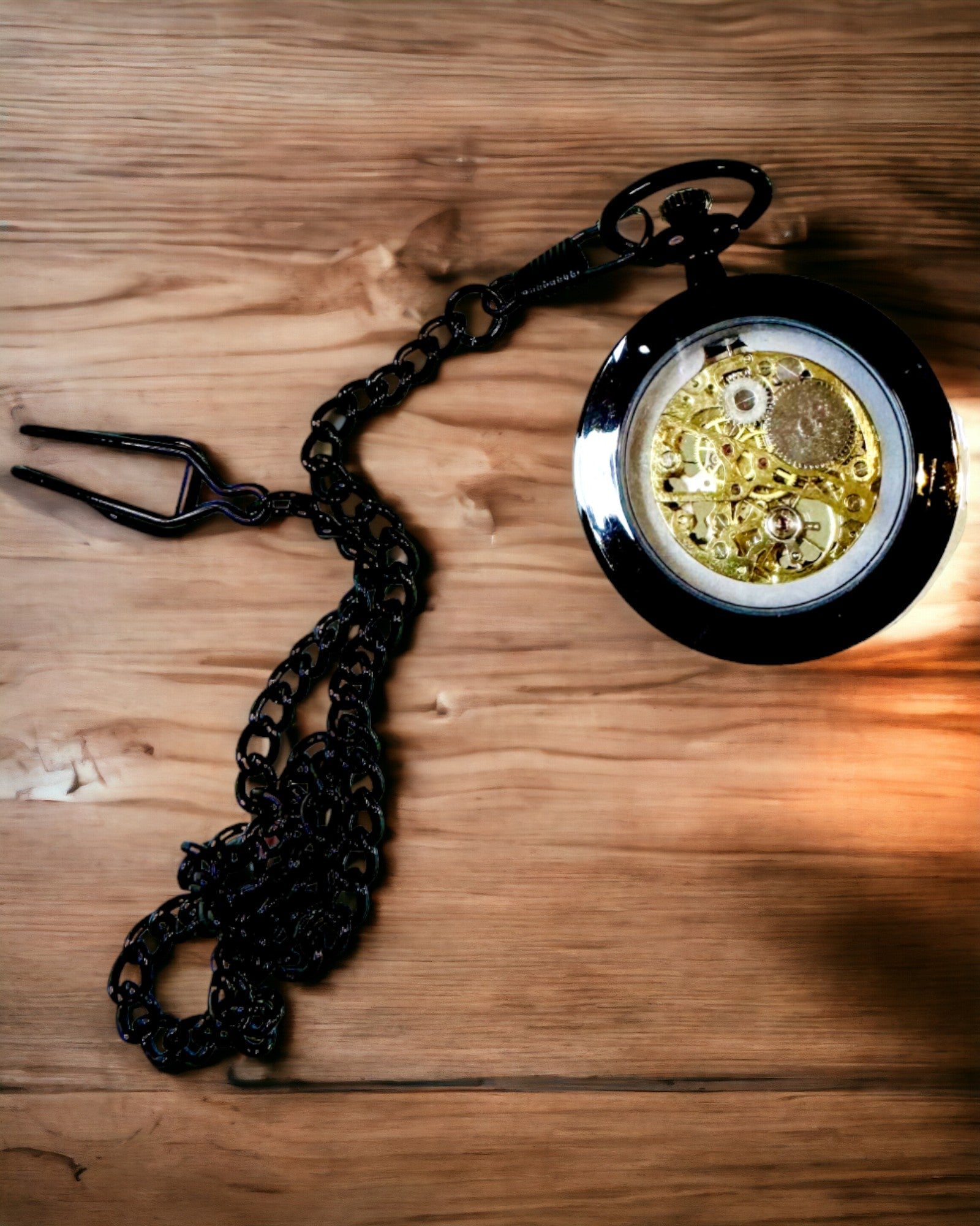 Mekanisk Lommeur i Retro Stil, Vandtæt, Halvautomatisk - farve Sort - Ideel som Gave, gravering