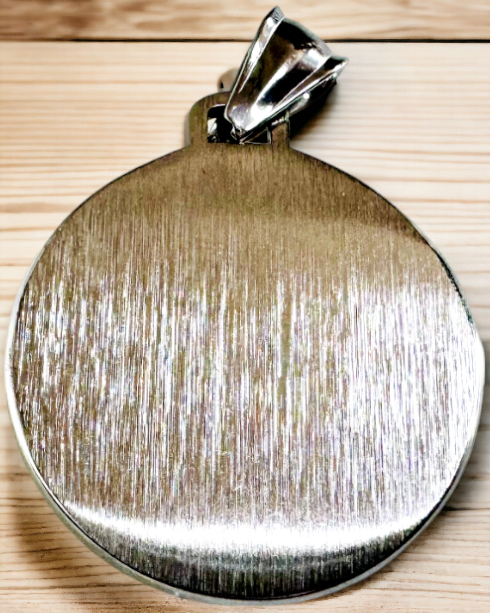 Kompas Halskæde – Smedet Smykke i Rustfrit Stål til Mænd og Kvinder i To Farver, med Gravering