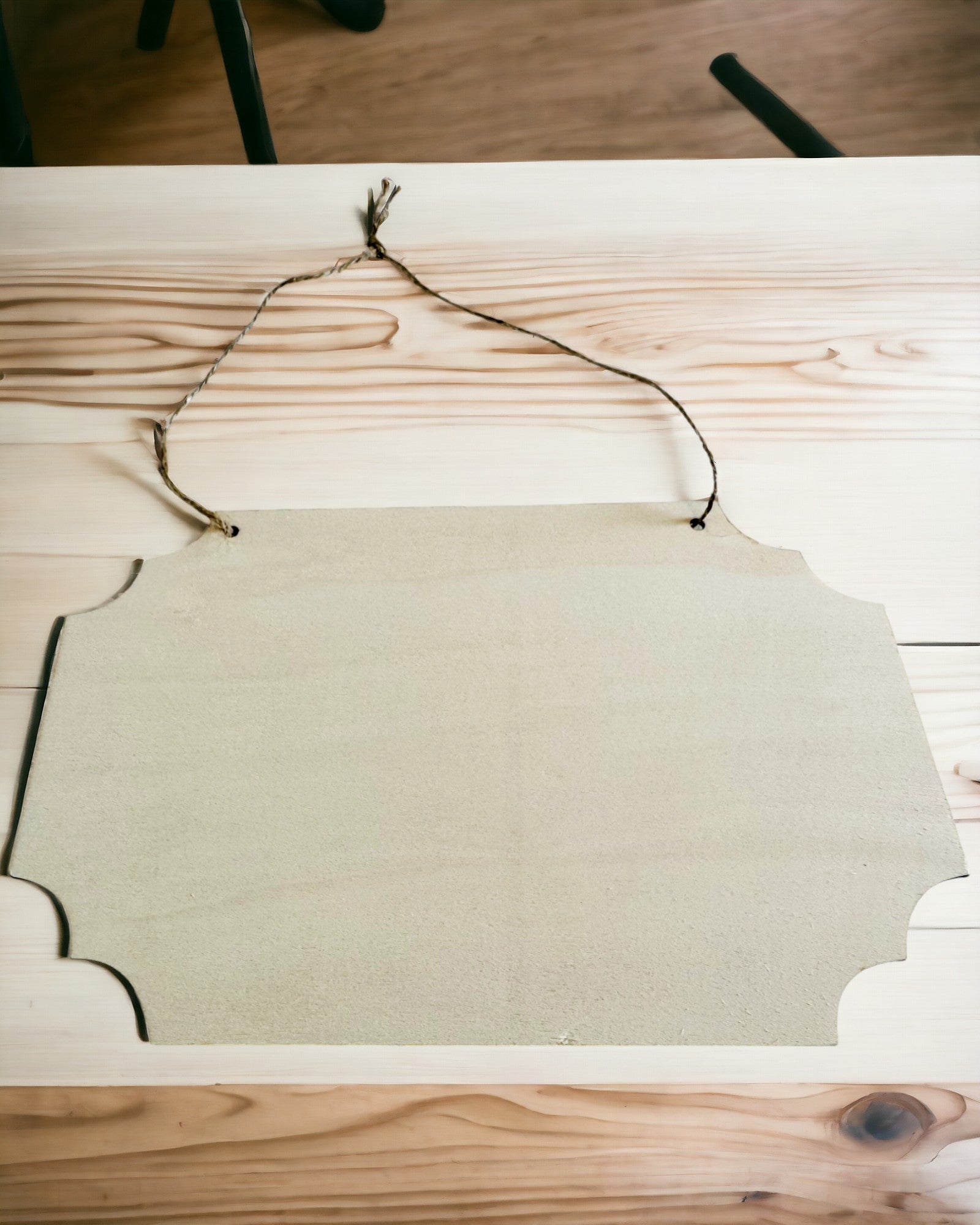 Dekorativt Trævedhæng med Mulighed for Personliggørelse – Mange Former