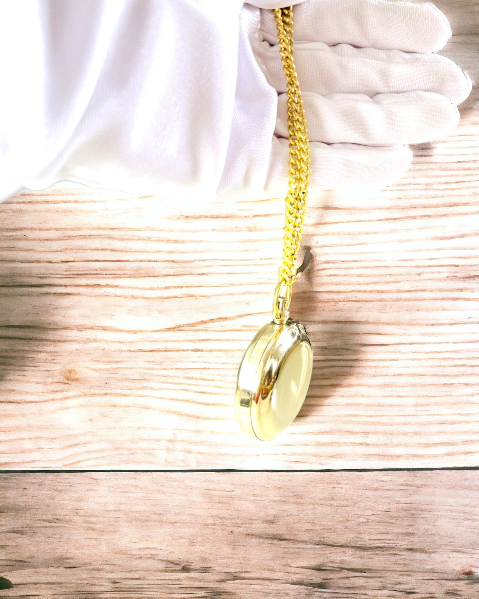 Kompas i gylden farve Przygoda – Elegant Oplevelsesnavigator