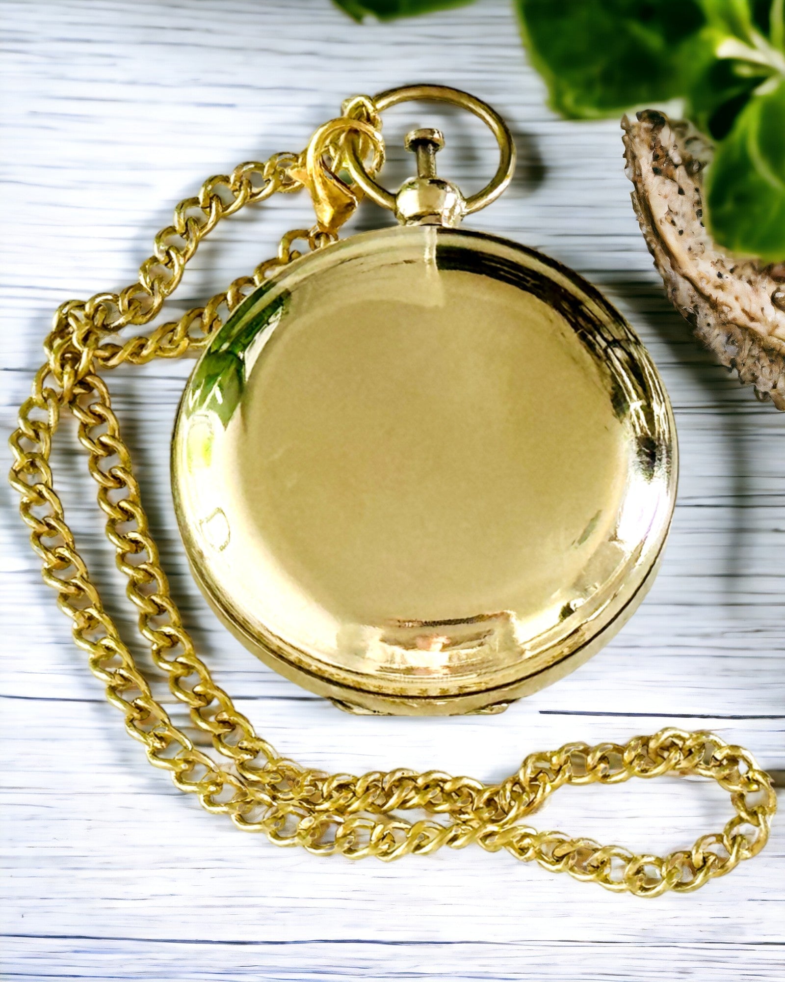 Kompas i gylden farve Przygoda – Elegant Oplevelsesnavigator