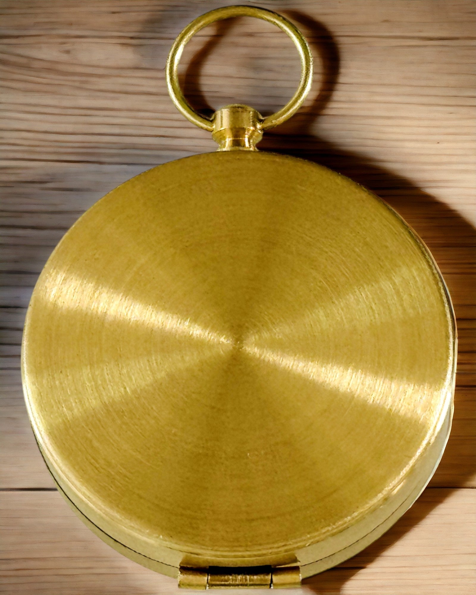 Vandtæt Messingkompas med Glødeffekt - Uundværlig til Vandreture og Camping, personliggørelse med gravering