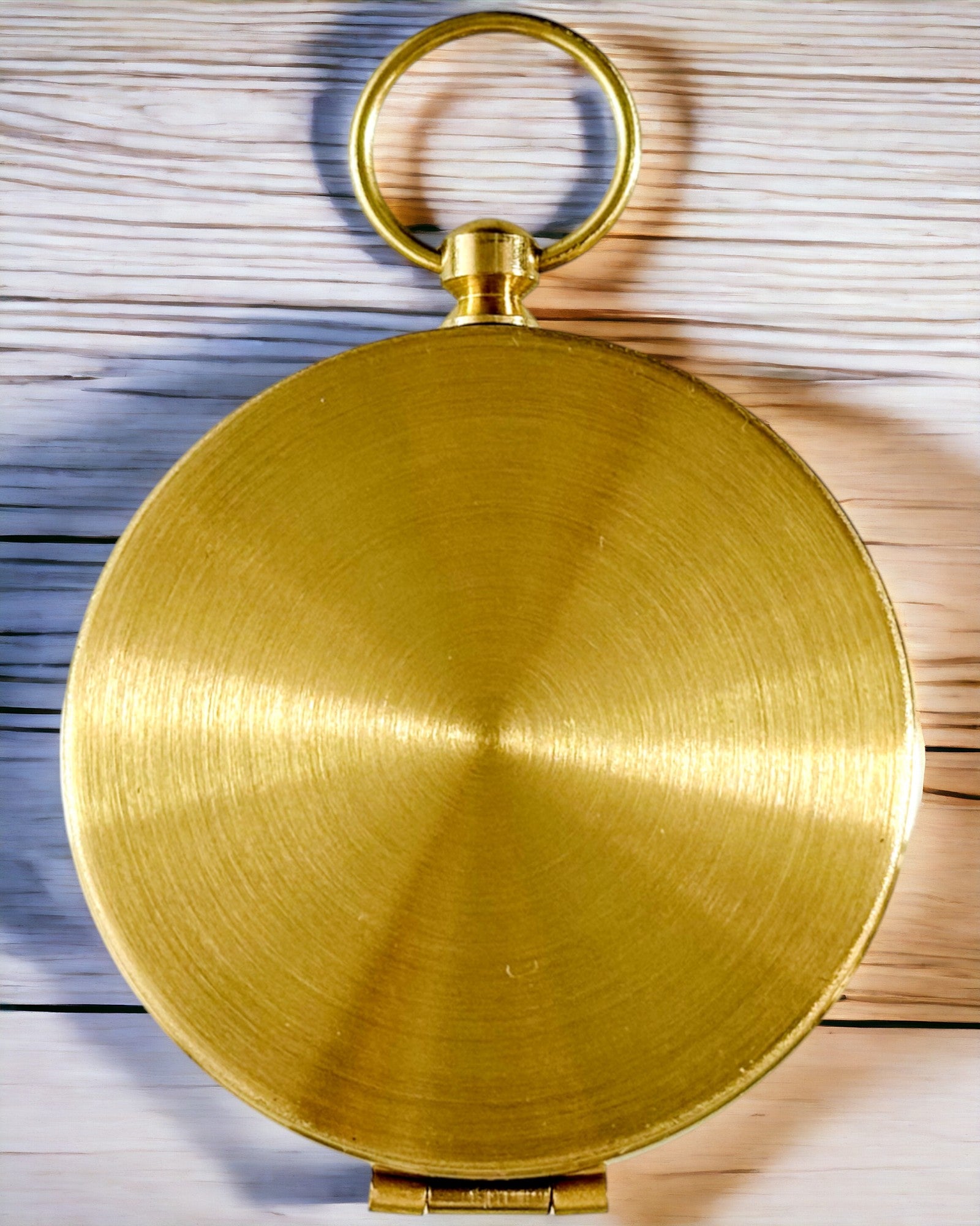 Vandtæt Messingkompas med Glødeffekt - Uundværlig til Vandreture og Camping, personliggørelse med gravering