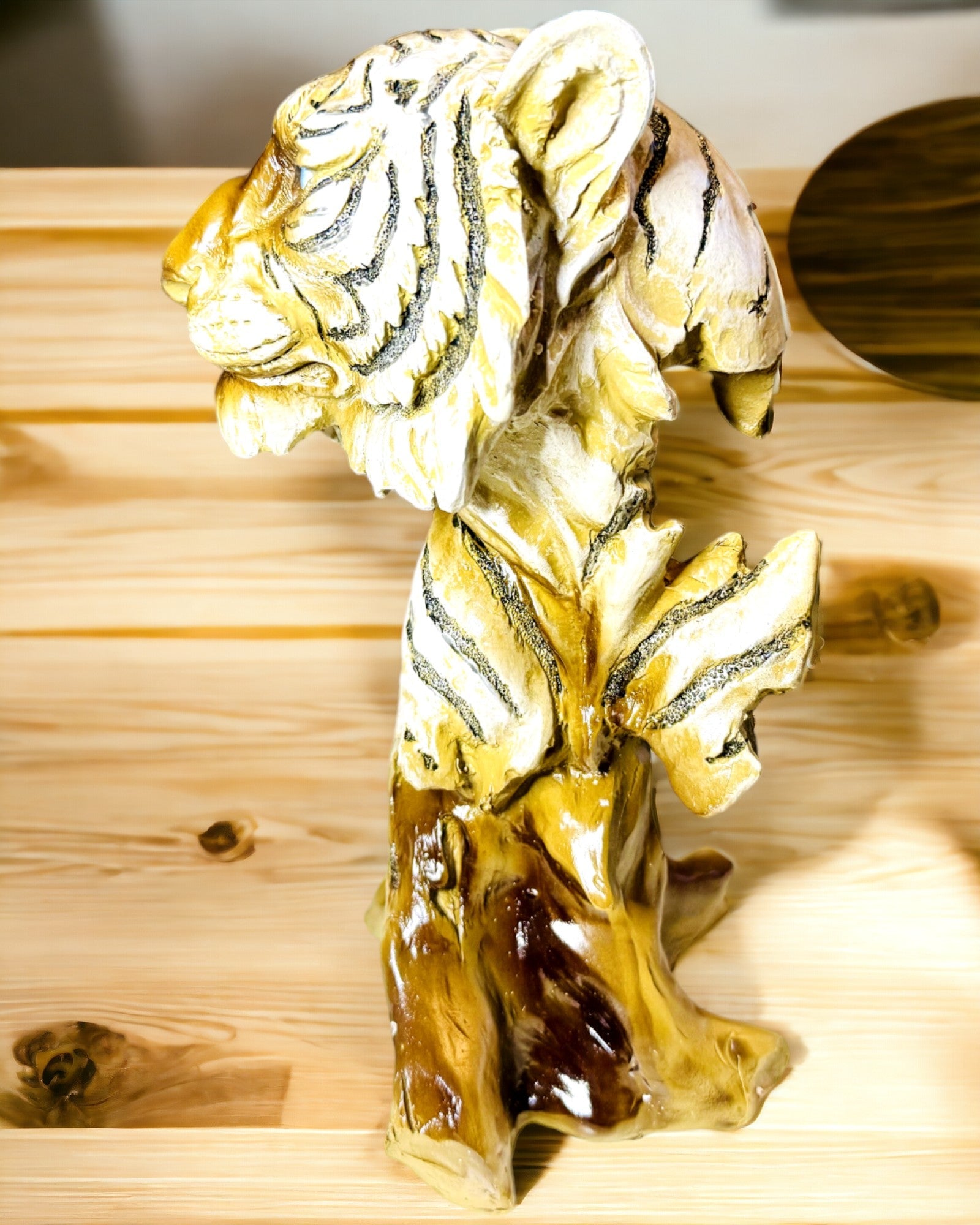 Statuette "Tiger Jungle King" med Gravering Mulighed, figur 29 cm høj, dekoration som gave