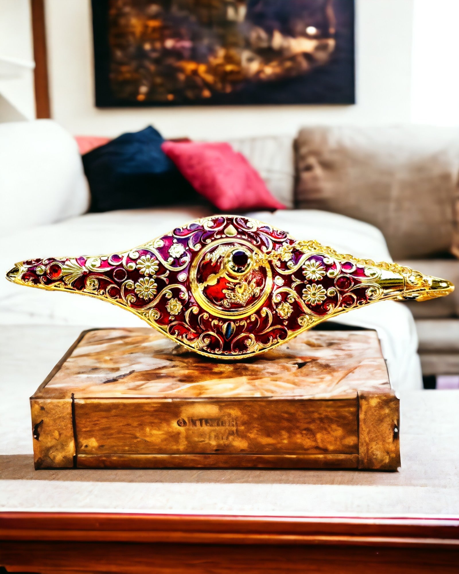 Magisk Aladdins Lampe med Gravering - Bordeaux Variant, flettet med guld