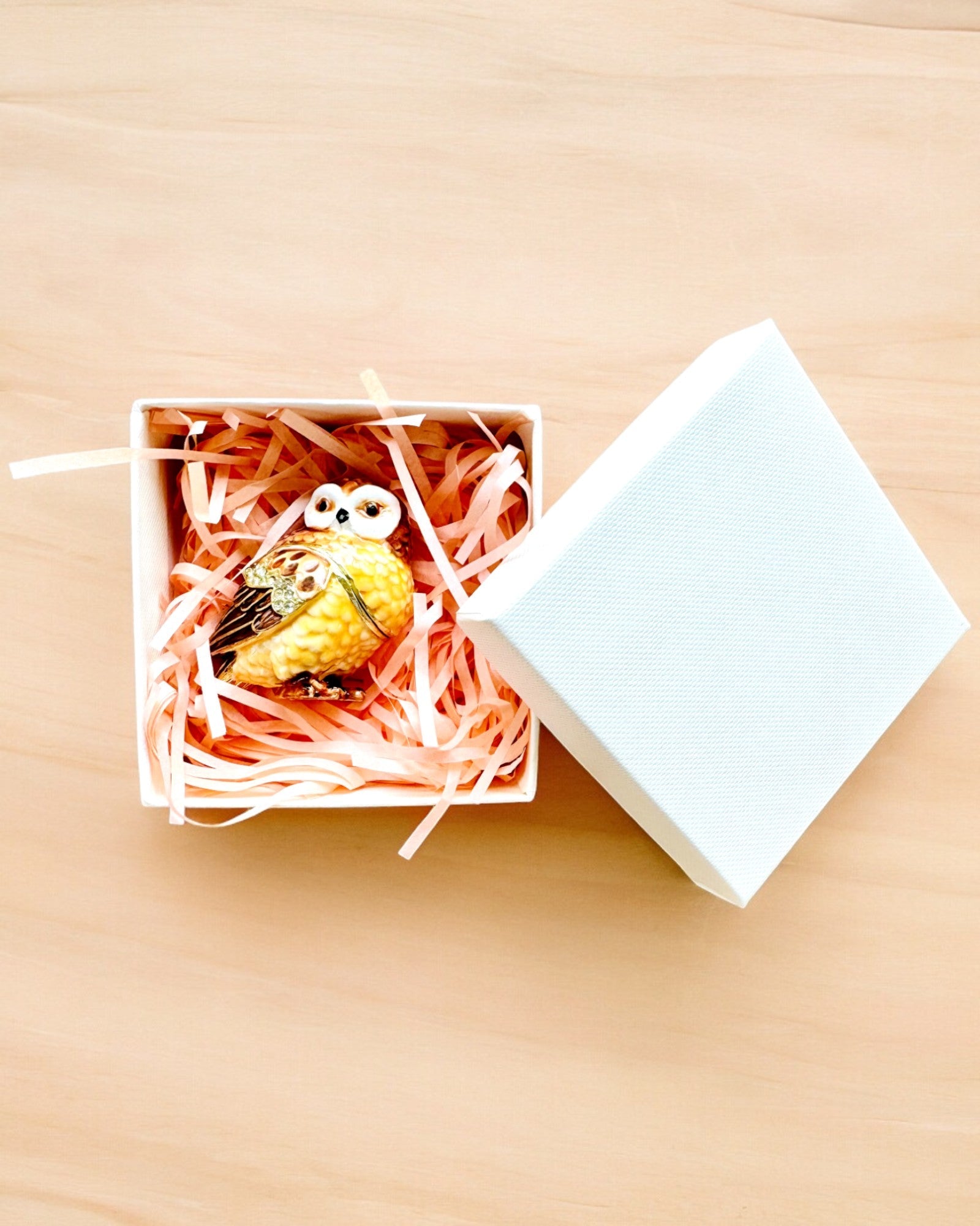 Charmerende Ugle med Krystaller - Smykkeskrin med mulighed for personlig gravering, gave