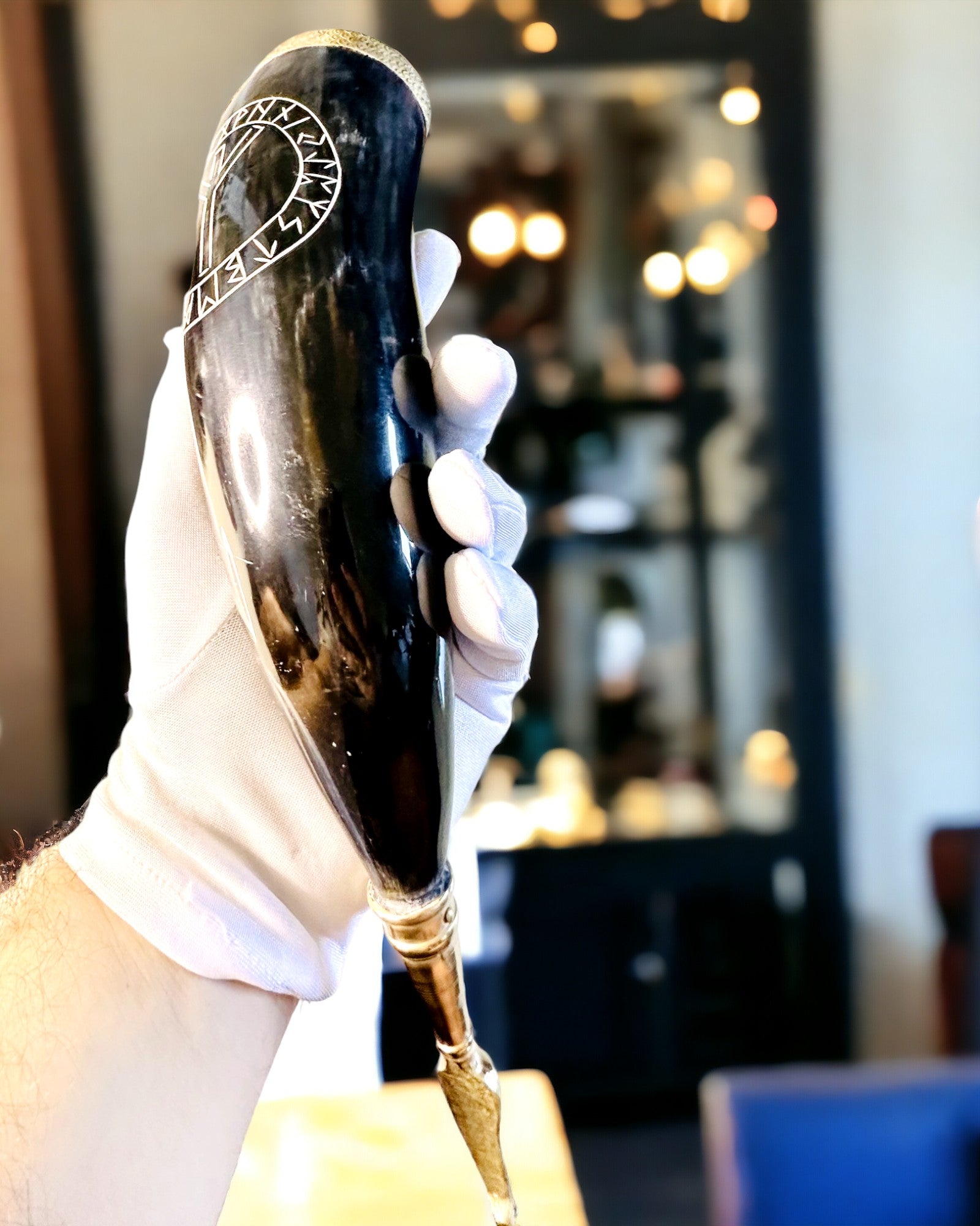 Hornkrus "Viking Valor" - Håndgraveret, Premium Kvalitet - 4 varianter at vælge imellem