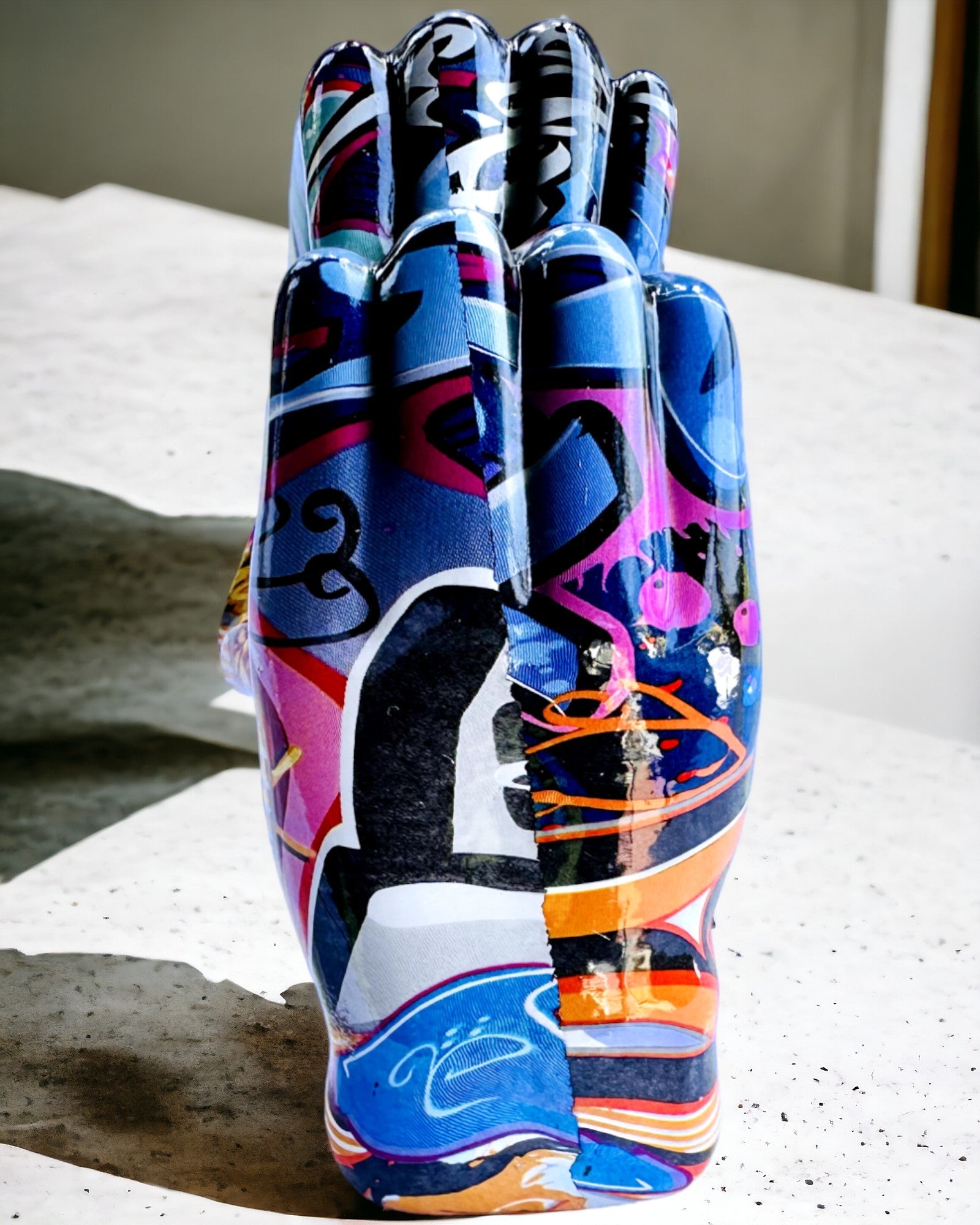 Dekorativ figur Farverigt Dekorativt Håndtag ArtBrace - mulighed for personlig gravering, som gave