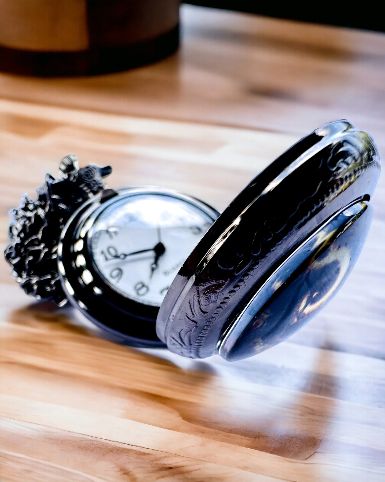 Lommeur "Galactic Eye" personliggørelse med gravering