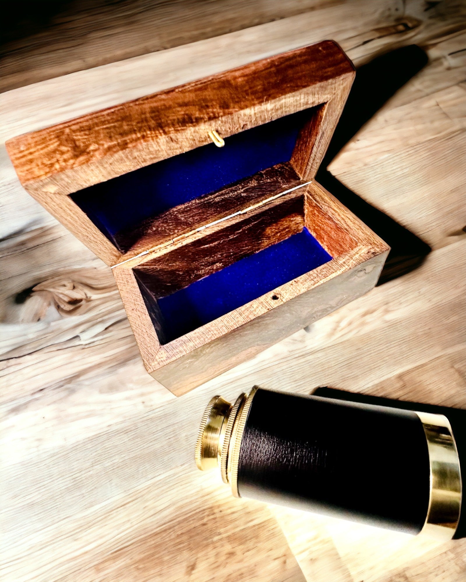 Rejsendes Kikkert Paradis – Håndværk - personalisering med gravering