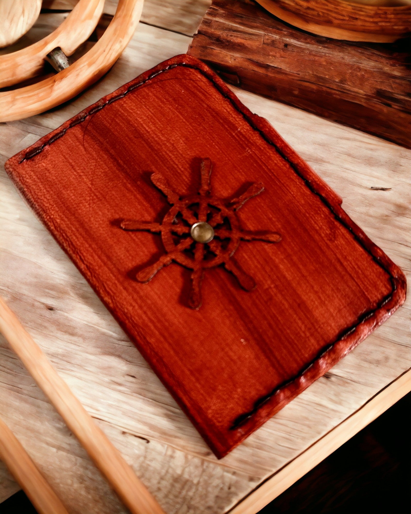 Kommandoetui – Håndlavet Etui til Lommeur eller Kompas med Mulighed for Personliggørelse