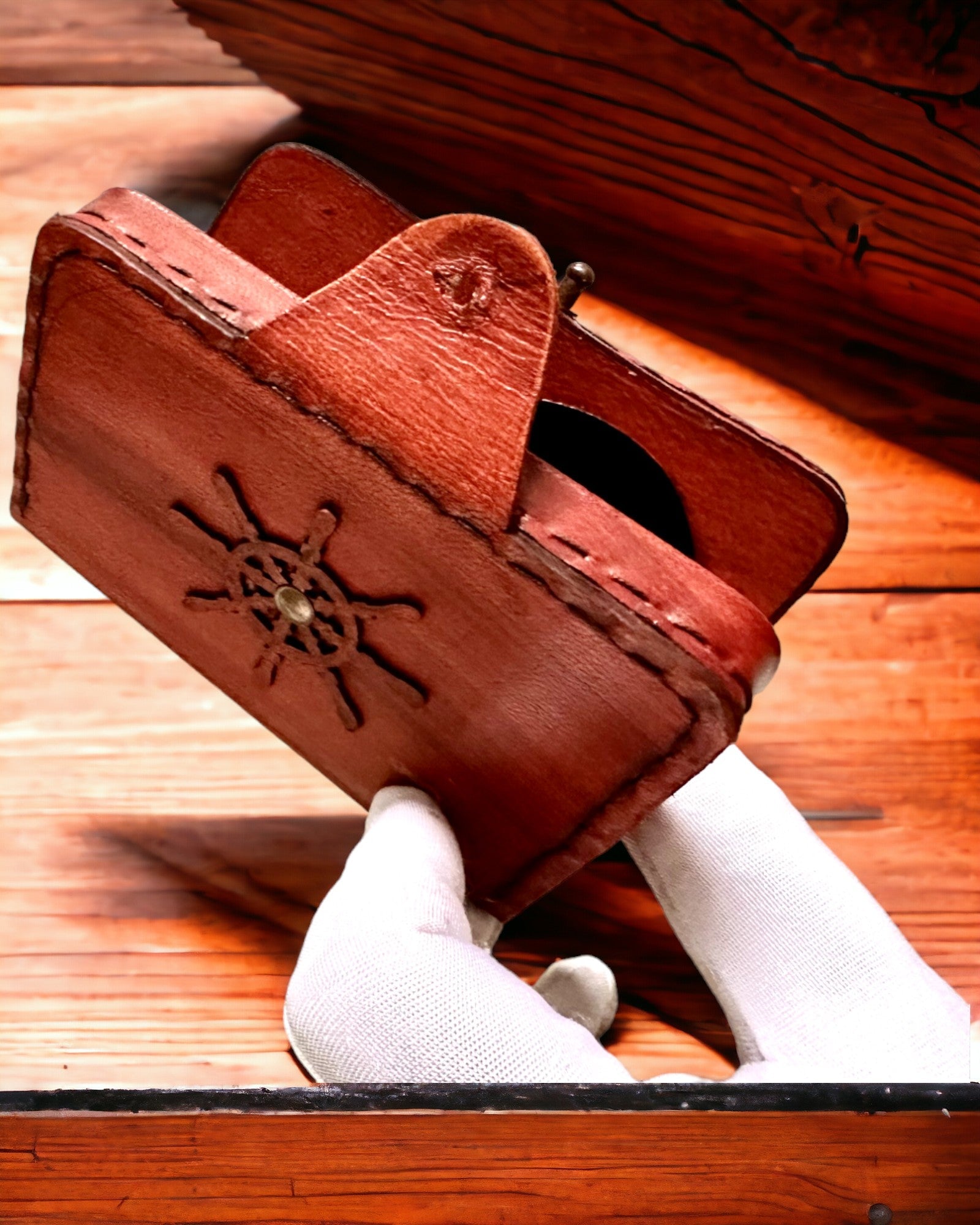 Kommandoetui – Håndlavet Etui til Lommeur eller Kompas med Mulighed for Personliggørelse