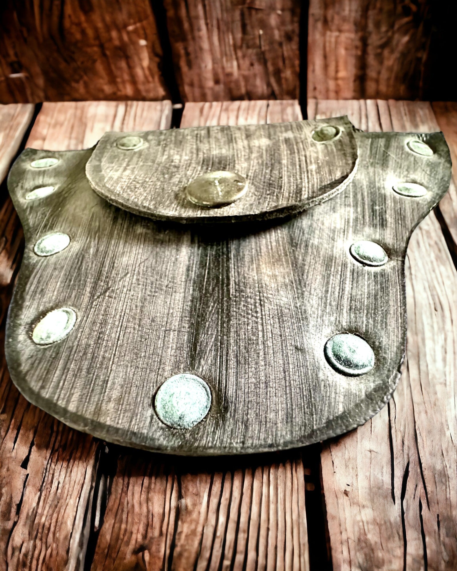 Skovgnomens Skjulte Pung - Håndlavet Lille Læderpung