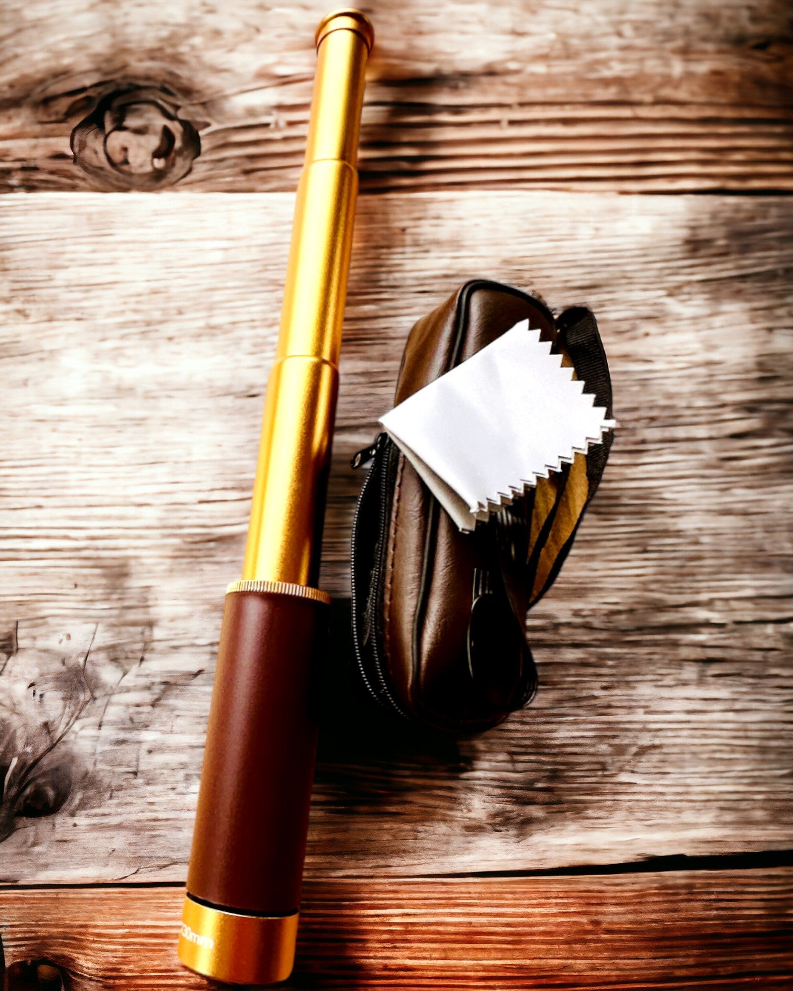 Monokulær Explorer 25x30 - Bærbar, sammenklappelig håndkikkert, mulighed for personlig gravering