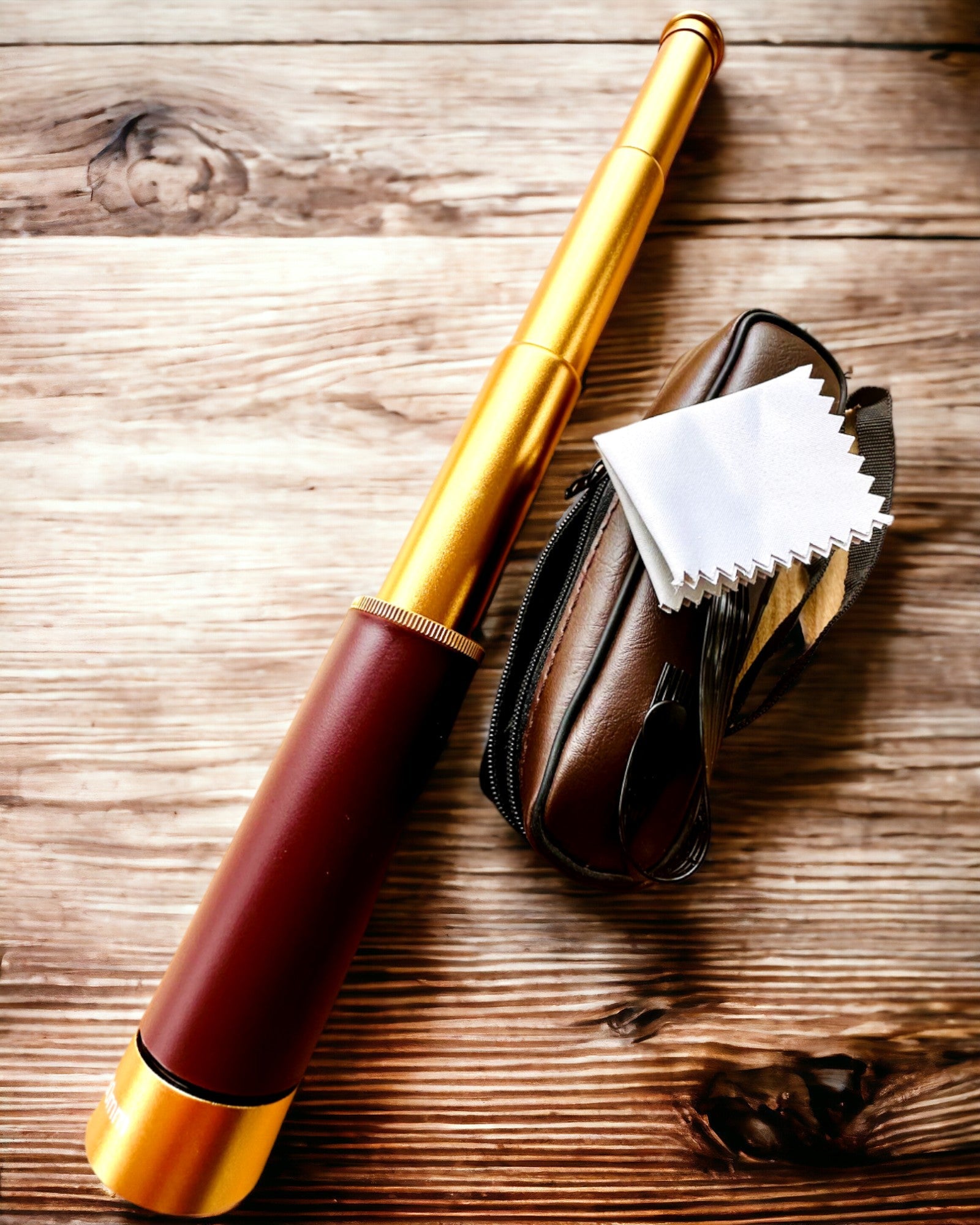 Monokulær Explorer 25x30 - Bærbar, sammenklappelig håndkikkert, mulighed for personlig gravering