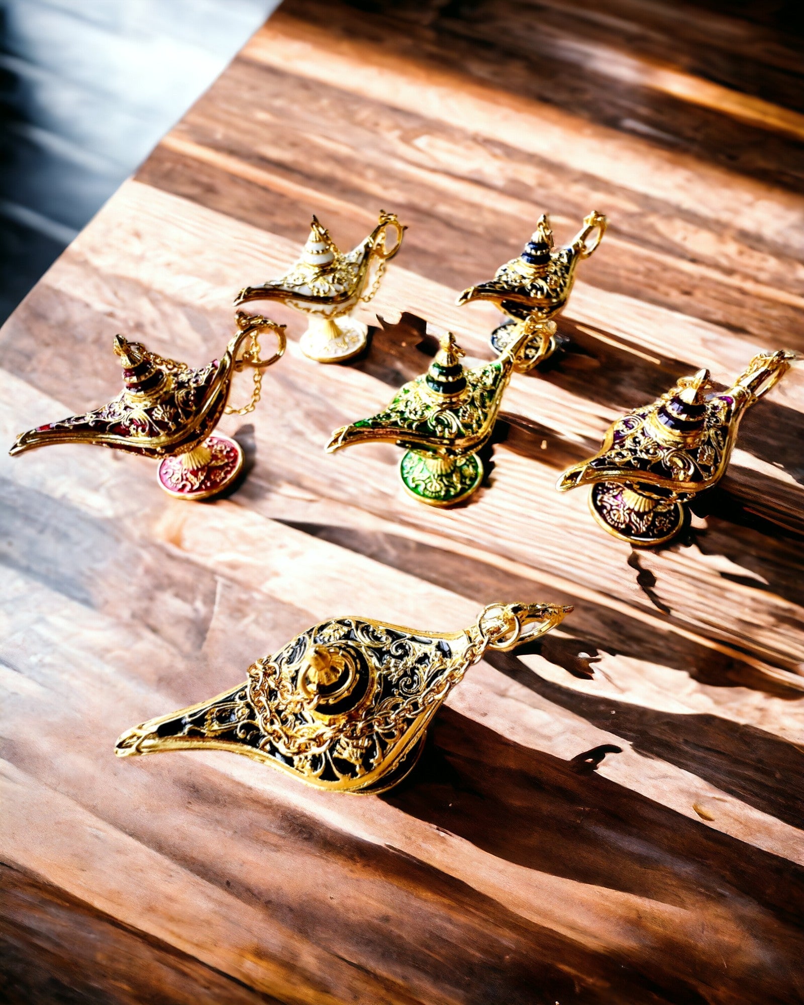 Lille 4 cm Magisk Aladdins Lampe, nøglering, 6 farvevarianter - Fortryllede Minder, personalisering med gravering