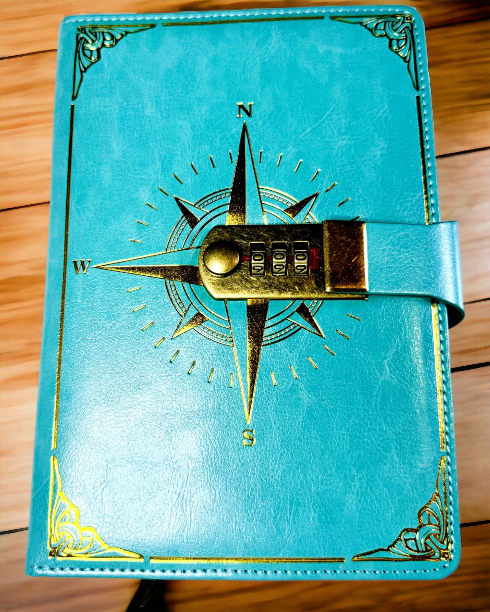 Notatbog Premium med Kodelås A5 - Vintage Stil med Kompas, Japansk Design, Papirvarer til Studerende og Erhverv. Personalisering med Gravering