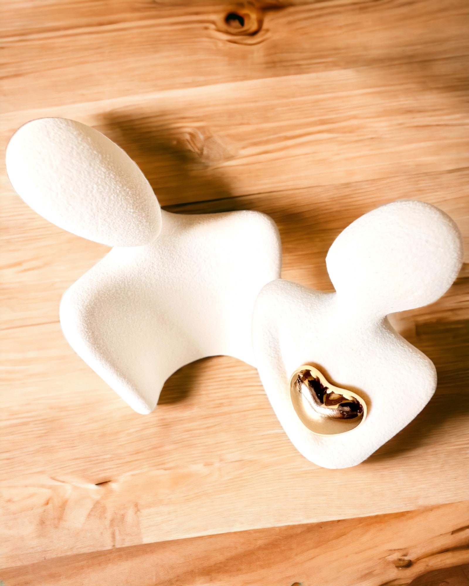 "Kærlighed i hjertet – Keramiske Familiefigurer", mulighed for personliggørelse med gravering