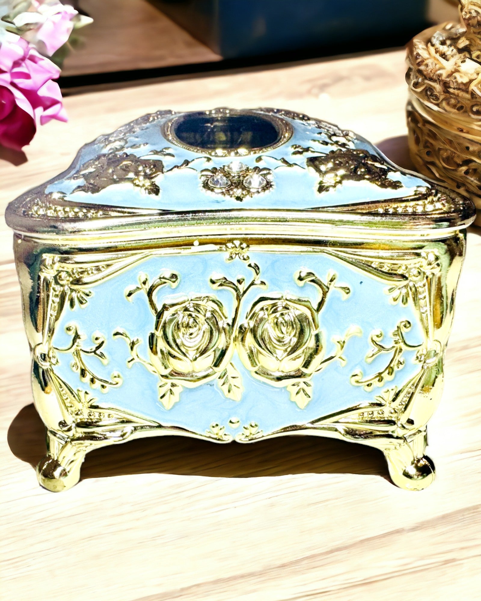 Luksusæske til Servietter med Præget Rosenmønster og Elegante Håndtag