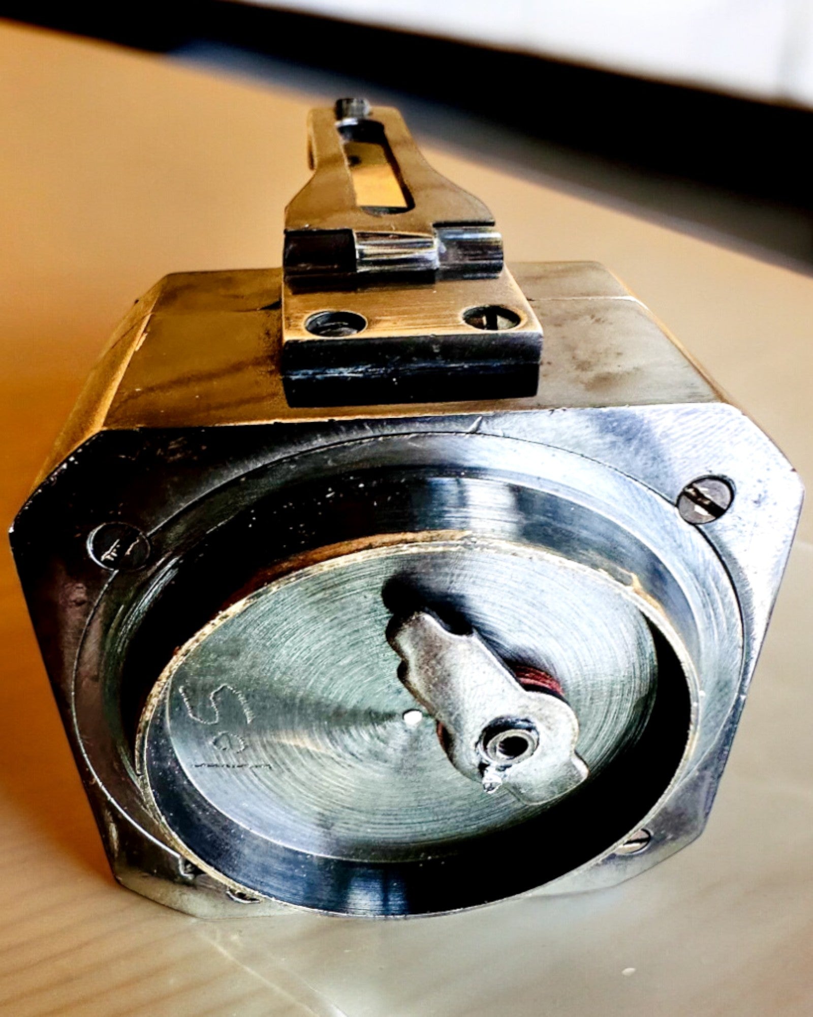 Solid, premium kaptajnskompas "Navigator" - med mulighed for personlig gravering