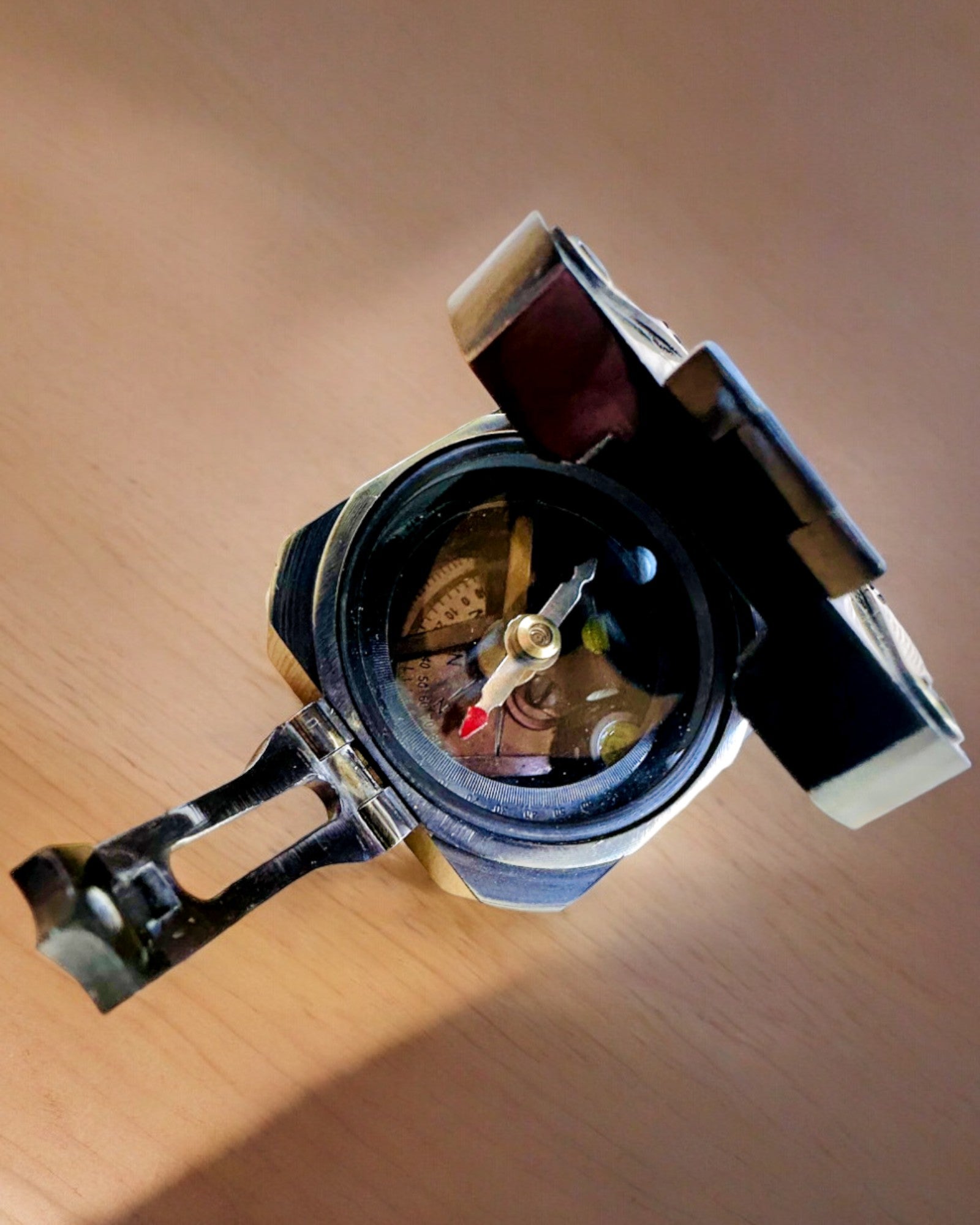 Solid, premium kaptajnskompas "Navigator" - med mulighed for personlig gravering