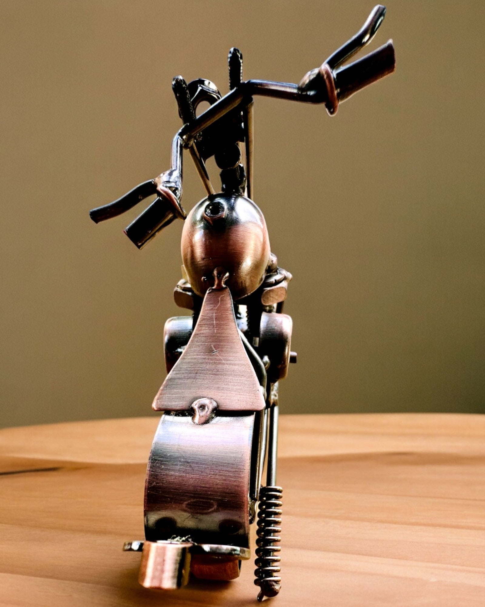 Håndlavet motorcykelmodel af jern, Chopper, personalisering, gravering til gave