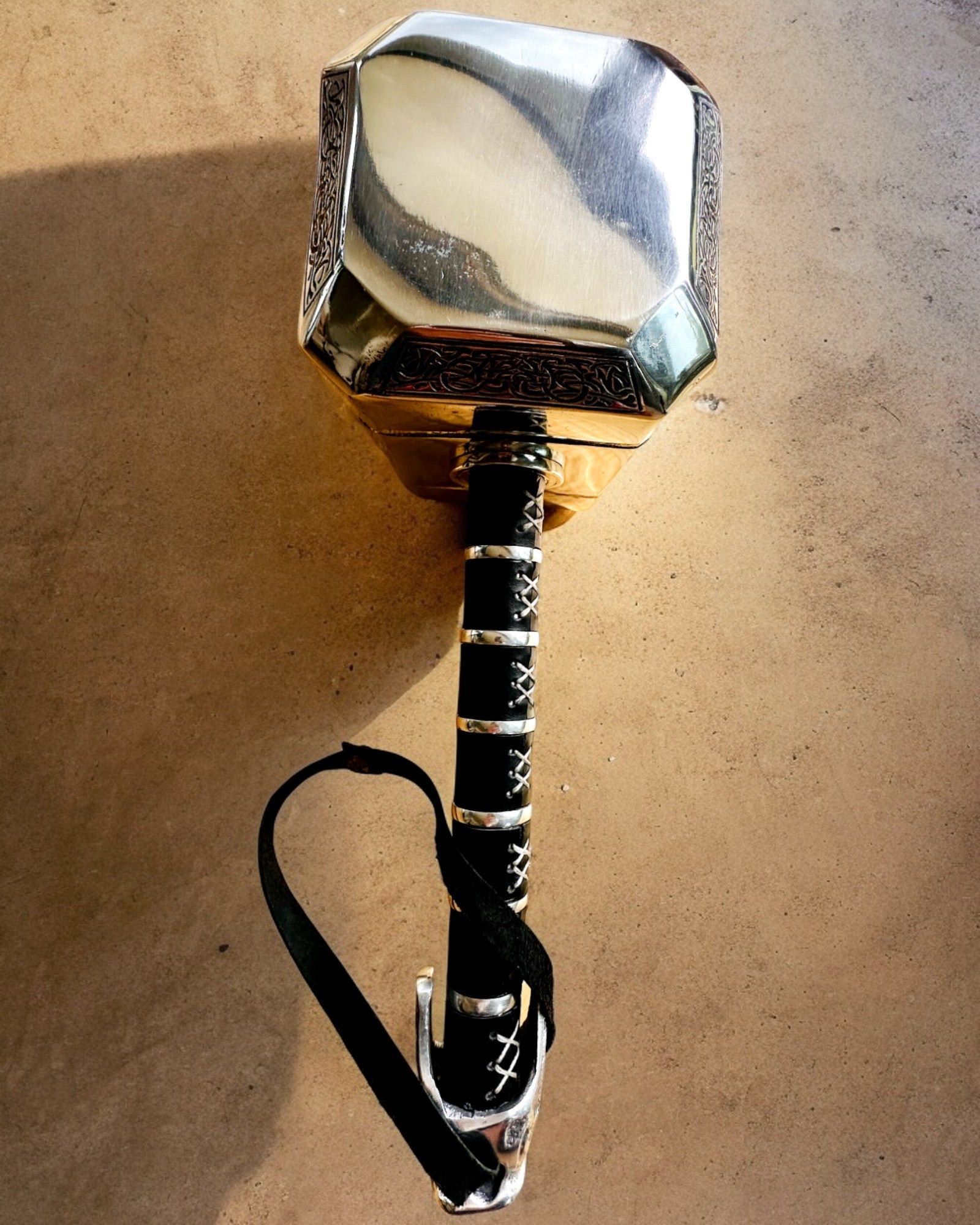 Thors Hammer "Chief" - Håndlavet Håndværkerhammer, personliggørelse med gravering som gave