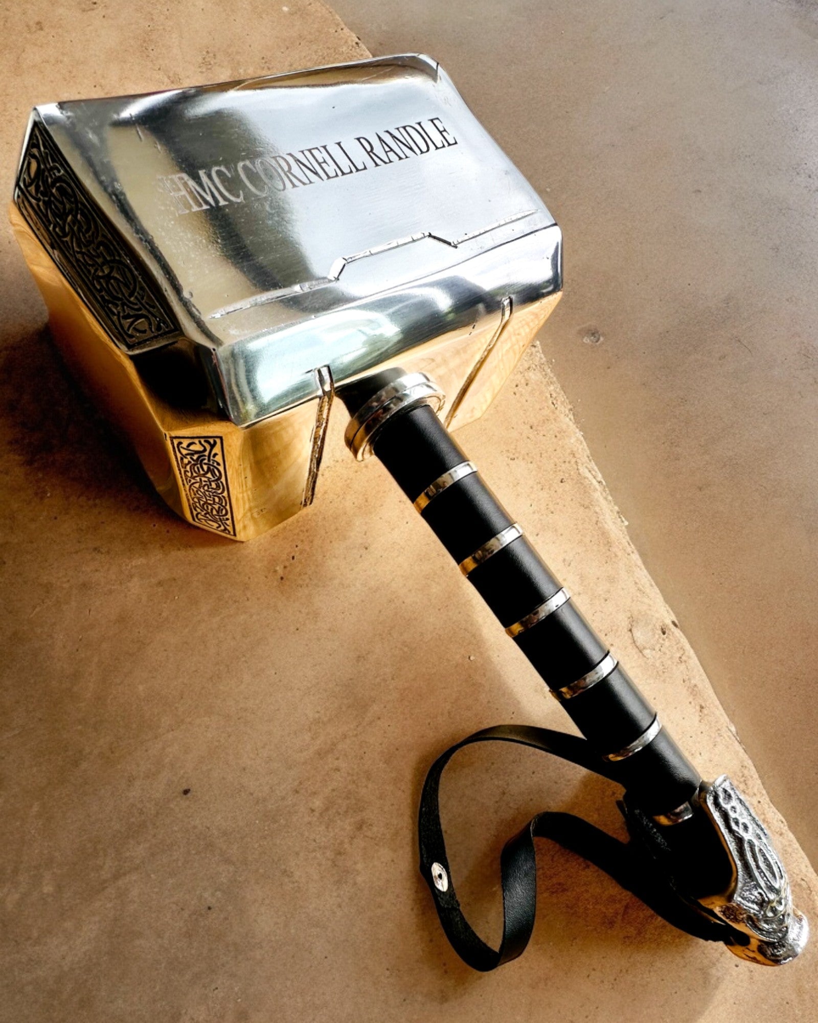 Thors Hammer "Chief" - Håndlavet Håndværkerhammer, personliggørelse med gravering som gave