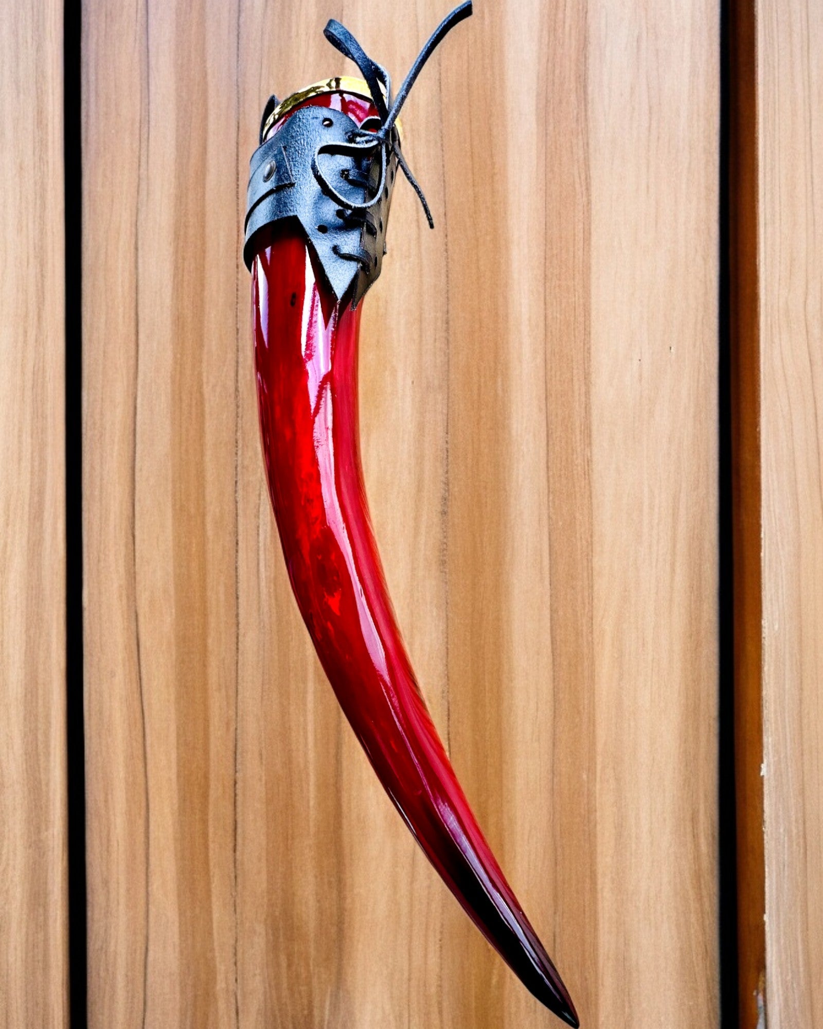 Krigers hornkrus - Rød - med mulighed for personlig gravering