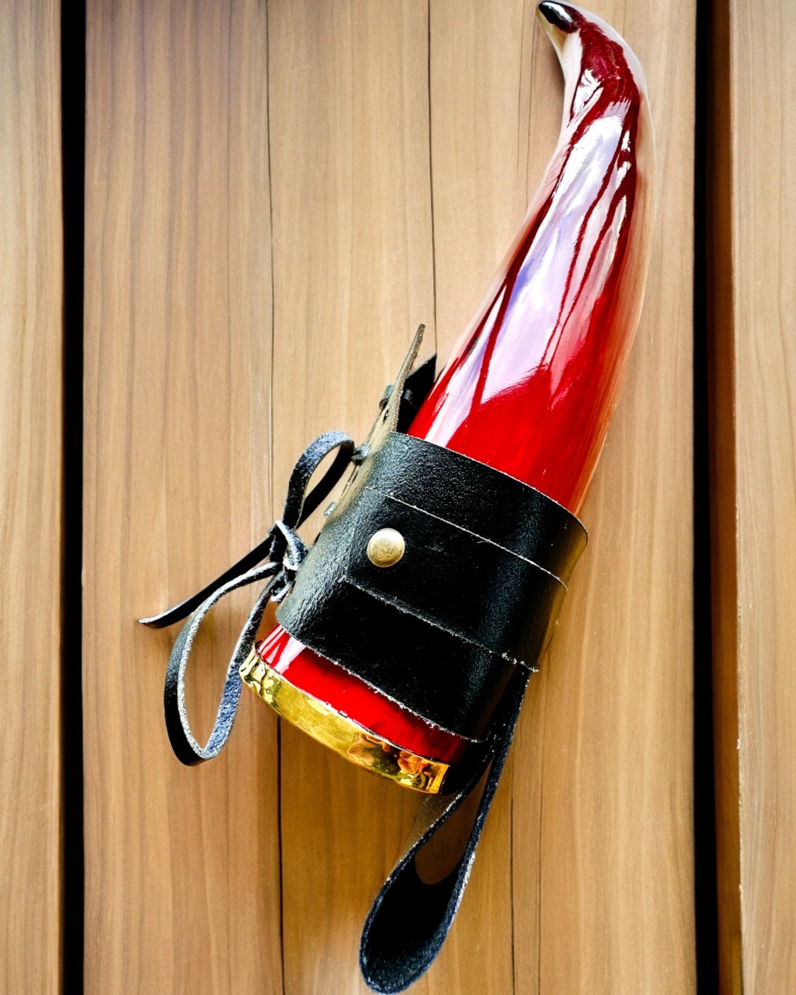 Krigers hornkrus - Rød - med mulighed for personlig gravering