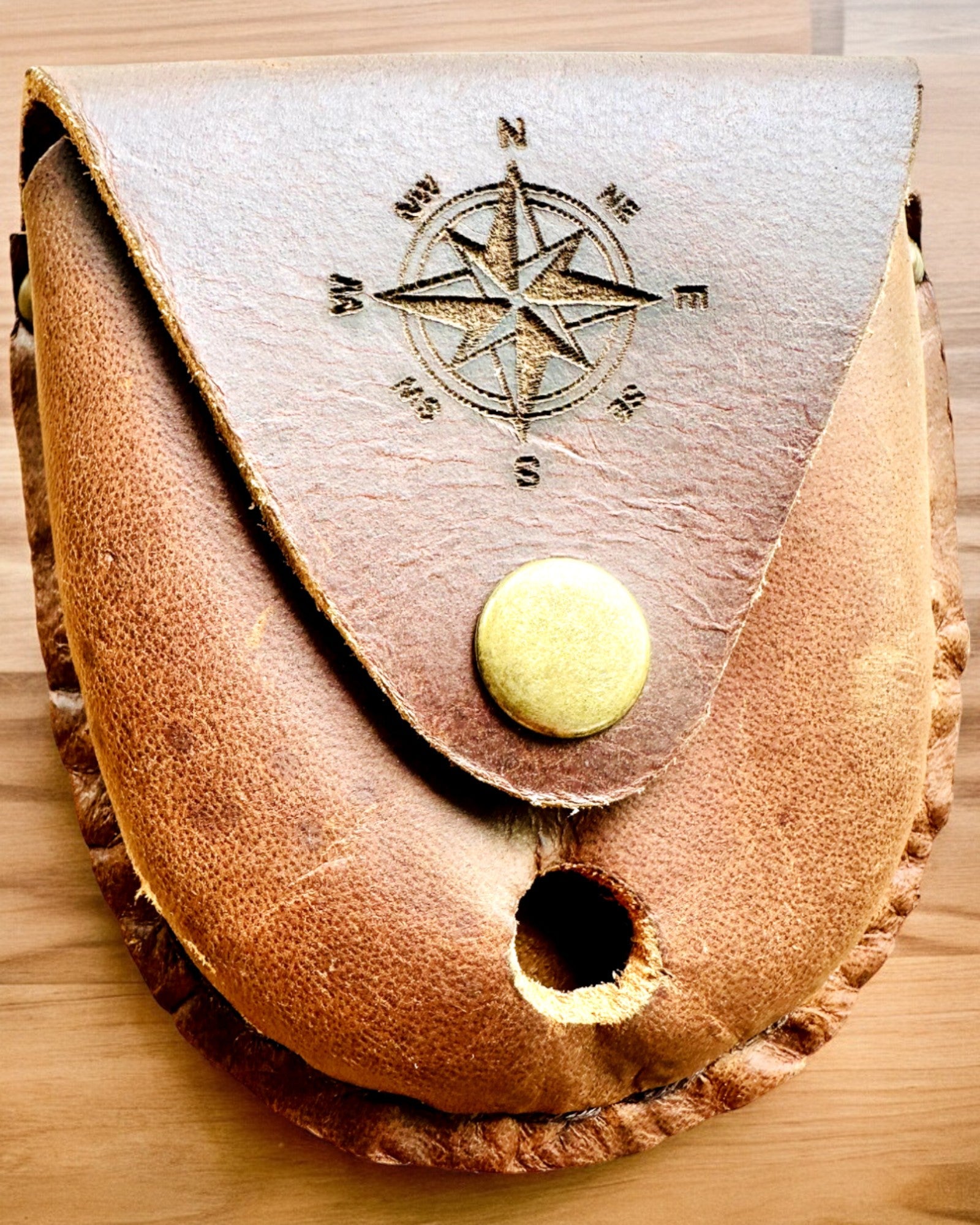 Læderetui "Odkrywca" - til kompakt kompas eller lommeur - mulighed for personlig gravering