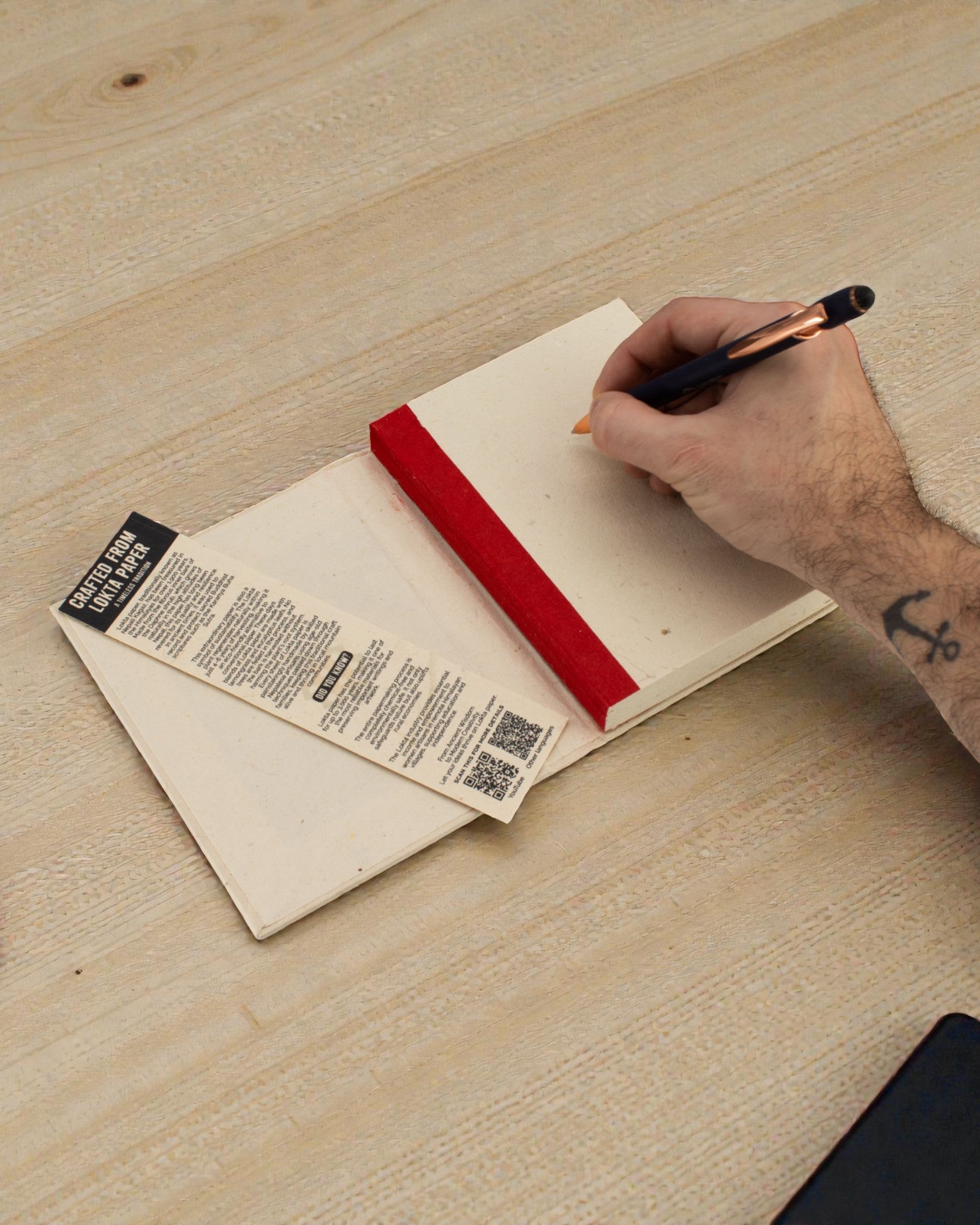 Mellemstor Lokta-notesbog, Bodhi-blade (15 x 12 cm) – 45 ark (blandet udvalg af mønstre)