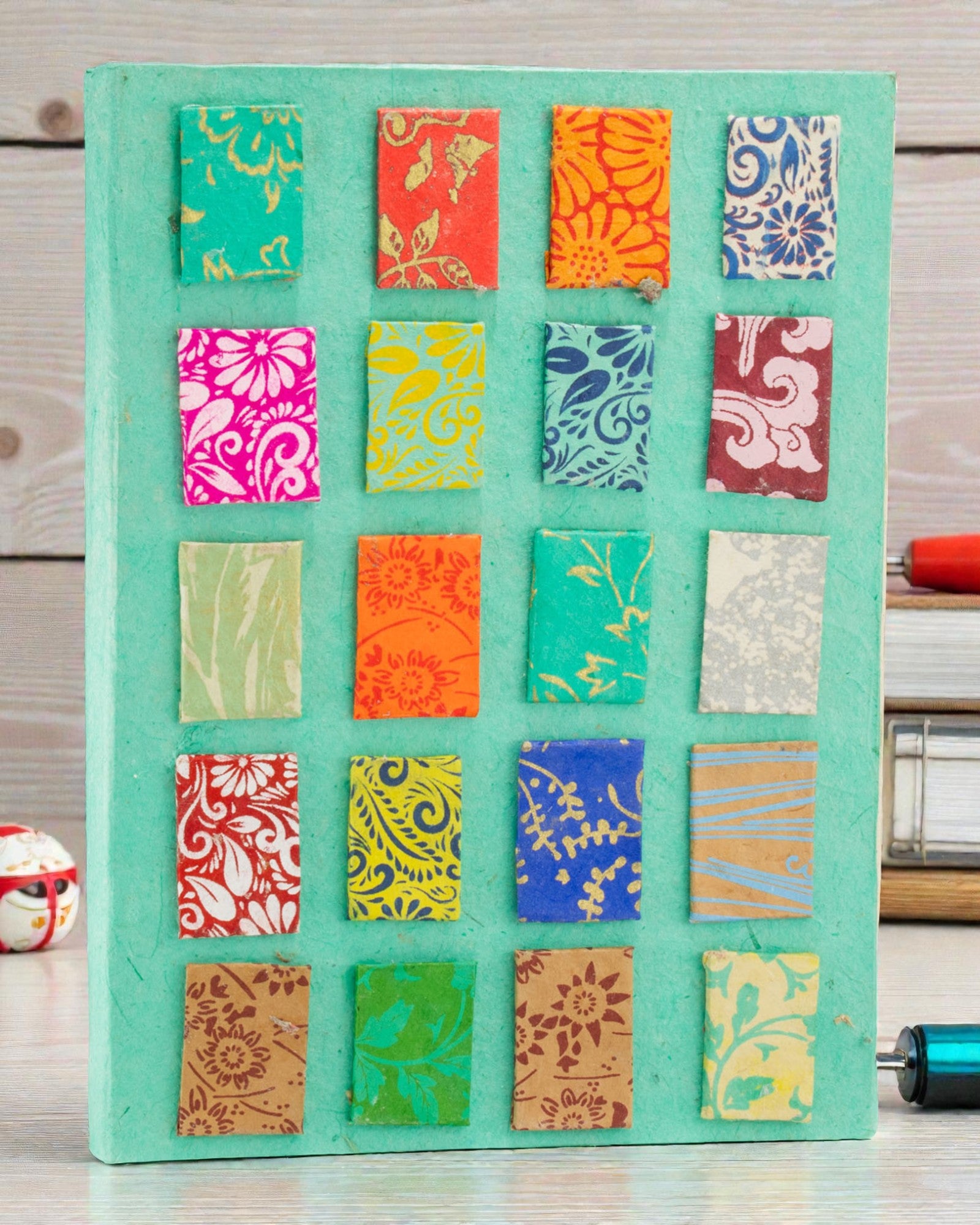 Kunstnerisk Lokta-notesbog Mosaik – Mini Fliser Turkis (45 ark, 21 x 15 cm)