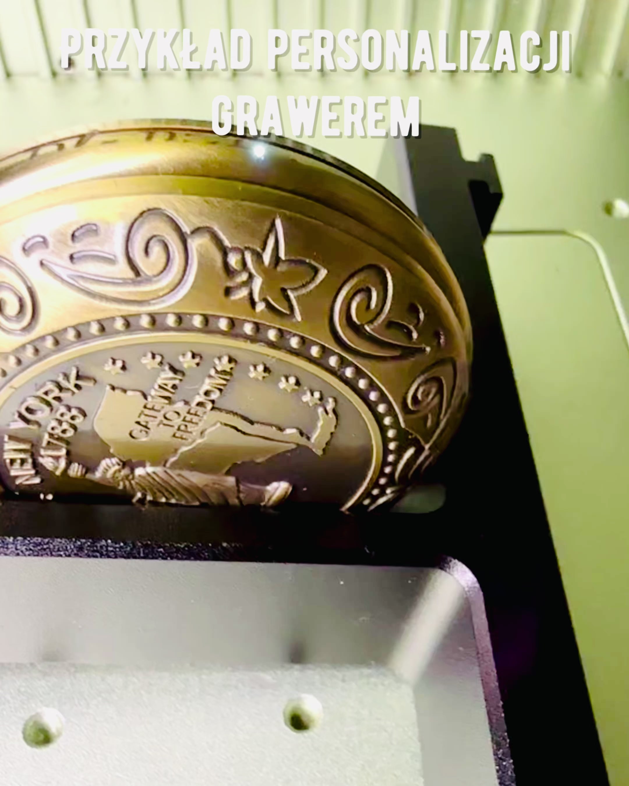 Lomme Kompass Retro med New York Motiv – Multifunktionel, Elegant Kompas med Statue of Liberty Billede