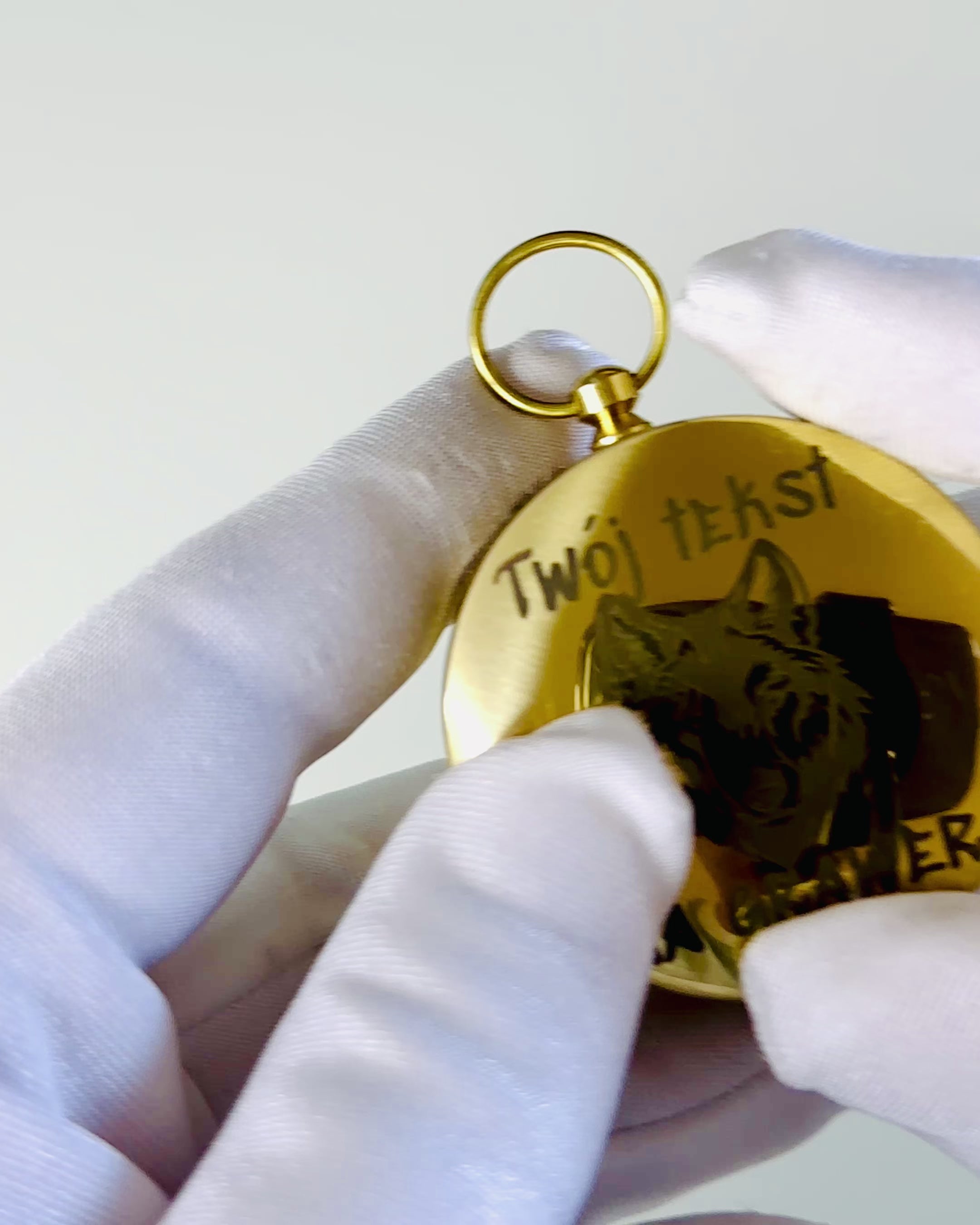 Vandtæt Messingkompas med Glødeffekt - Uundværlig til Vandreture og Camping, personliggørelse med gravering