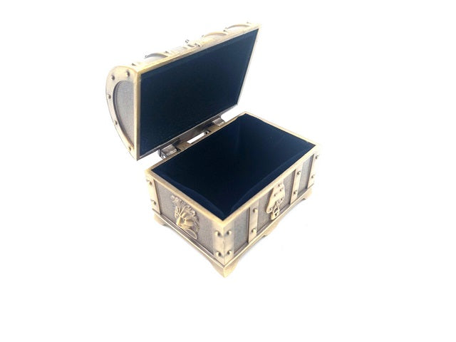 Retro Metal Skattekiste med Gravering - Sølvfarvet Kasse 7x5x5 cm