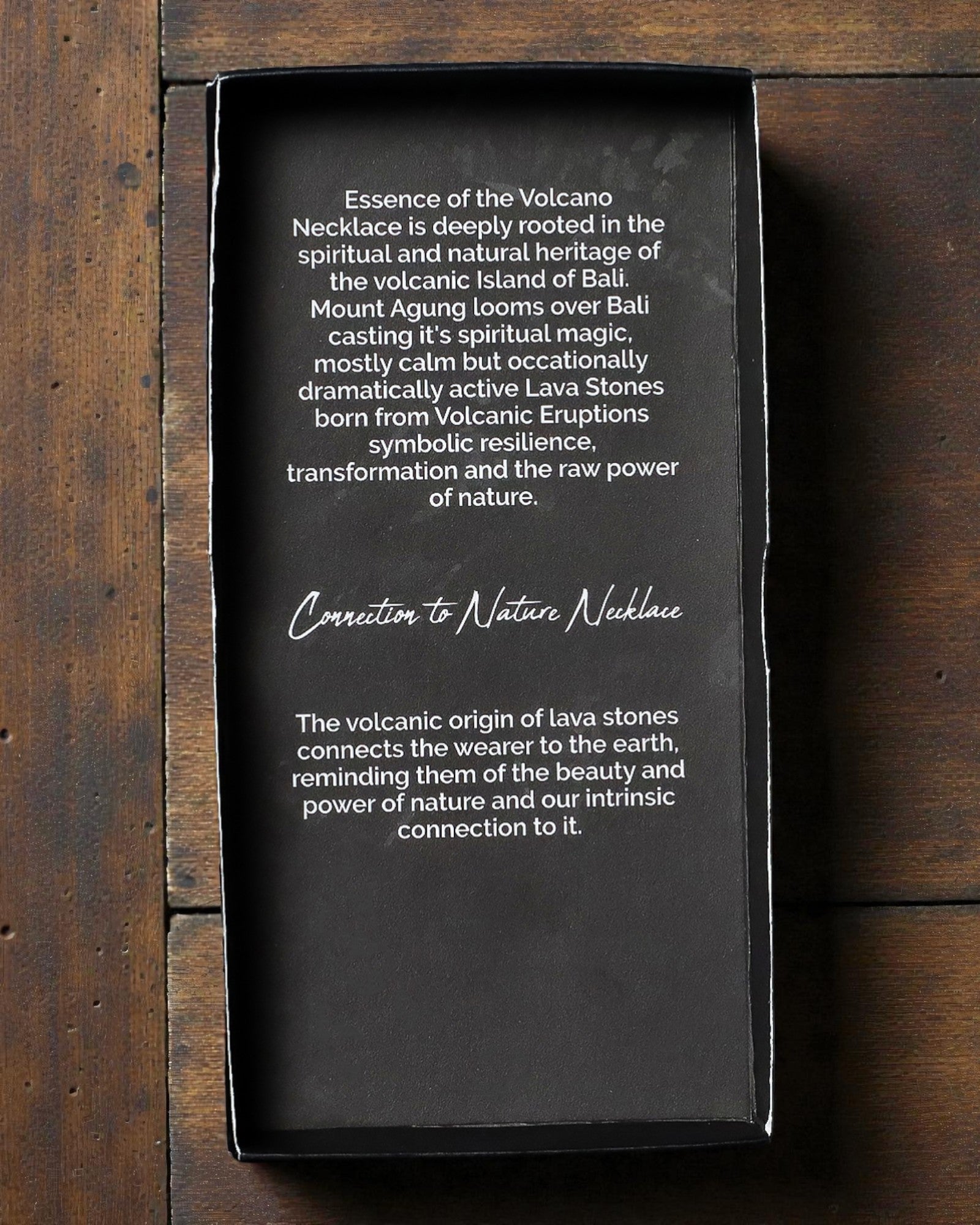 Halskæden Vulkanens Essens – Forbindelse til Naturen