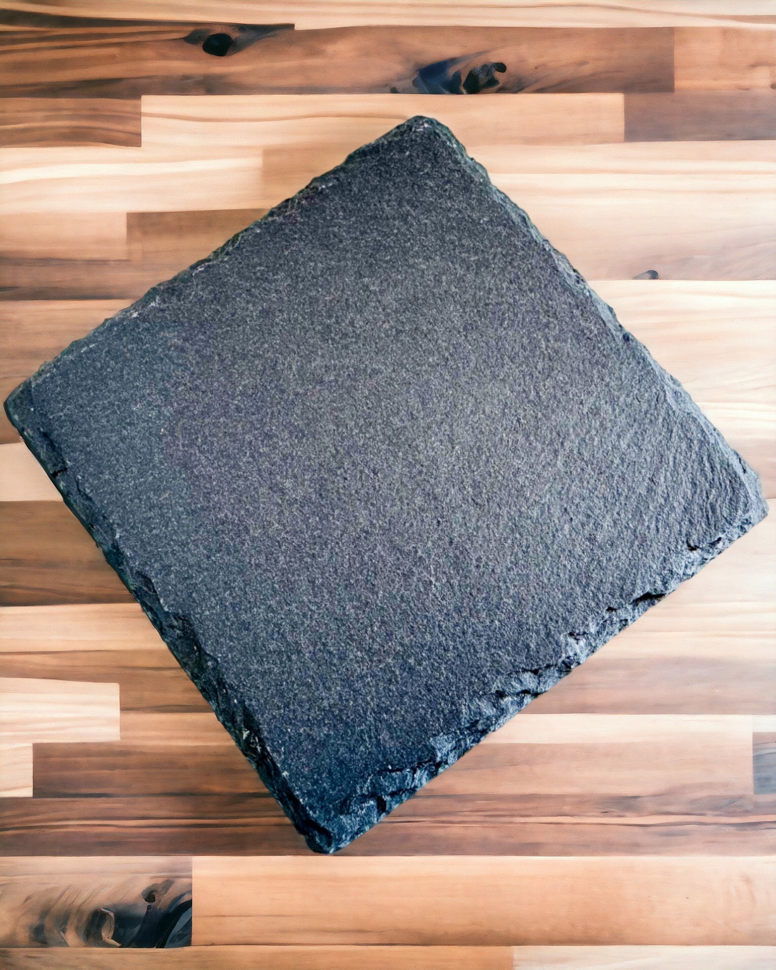 Underlag til kaffe, te af naturlig sten med personlig gravering – Firkant, cirkel, sekskant, 10 cm