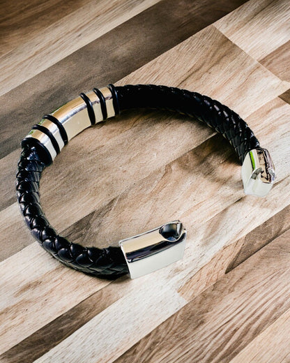 Moderne Hip Hop Armbånd til Mænd med Personlig Gravering og Magnetisk Lukning – Vælg Stil med Sølv- eller Gulddetaljer, 22cm PU Læder