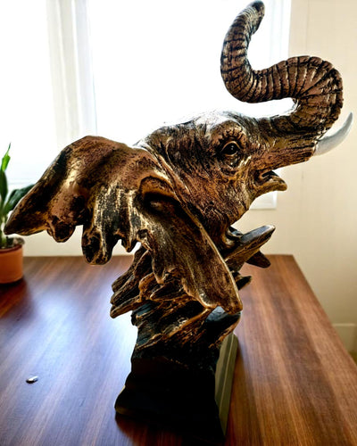 Dekorativ Statuette "Savannens Stolthed" – Elefanthovedfigur med mulighed for gravering, som gave