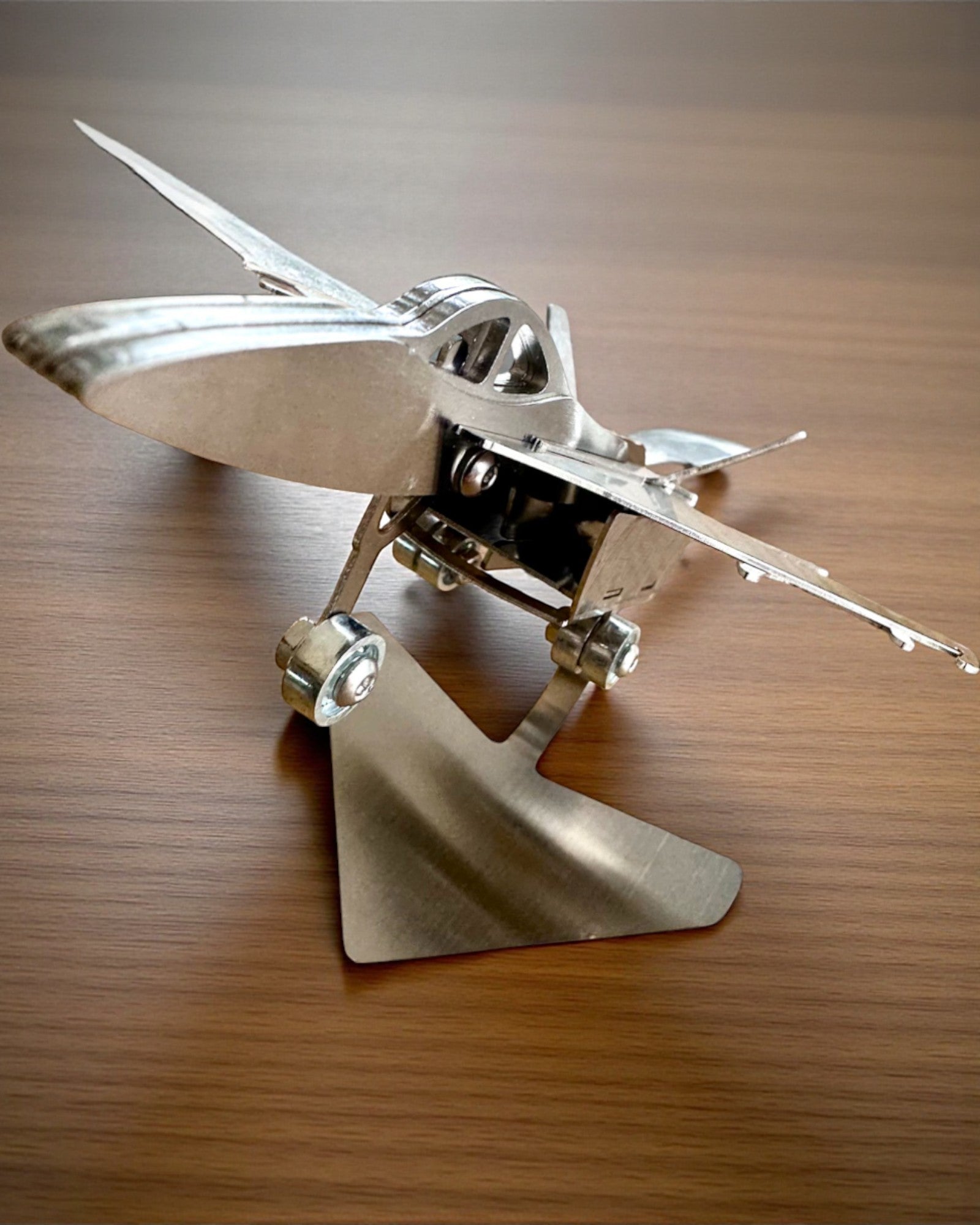 Metalmodel af jagerflyet "SkyRaptor" – rustfrit stål, personlig gravering som gave