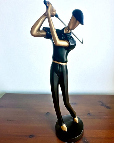 Golfspillerfigur „Swing Elegance”, 24 cm høj, dekorativ med mulighed for gravering som gave
