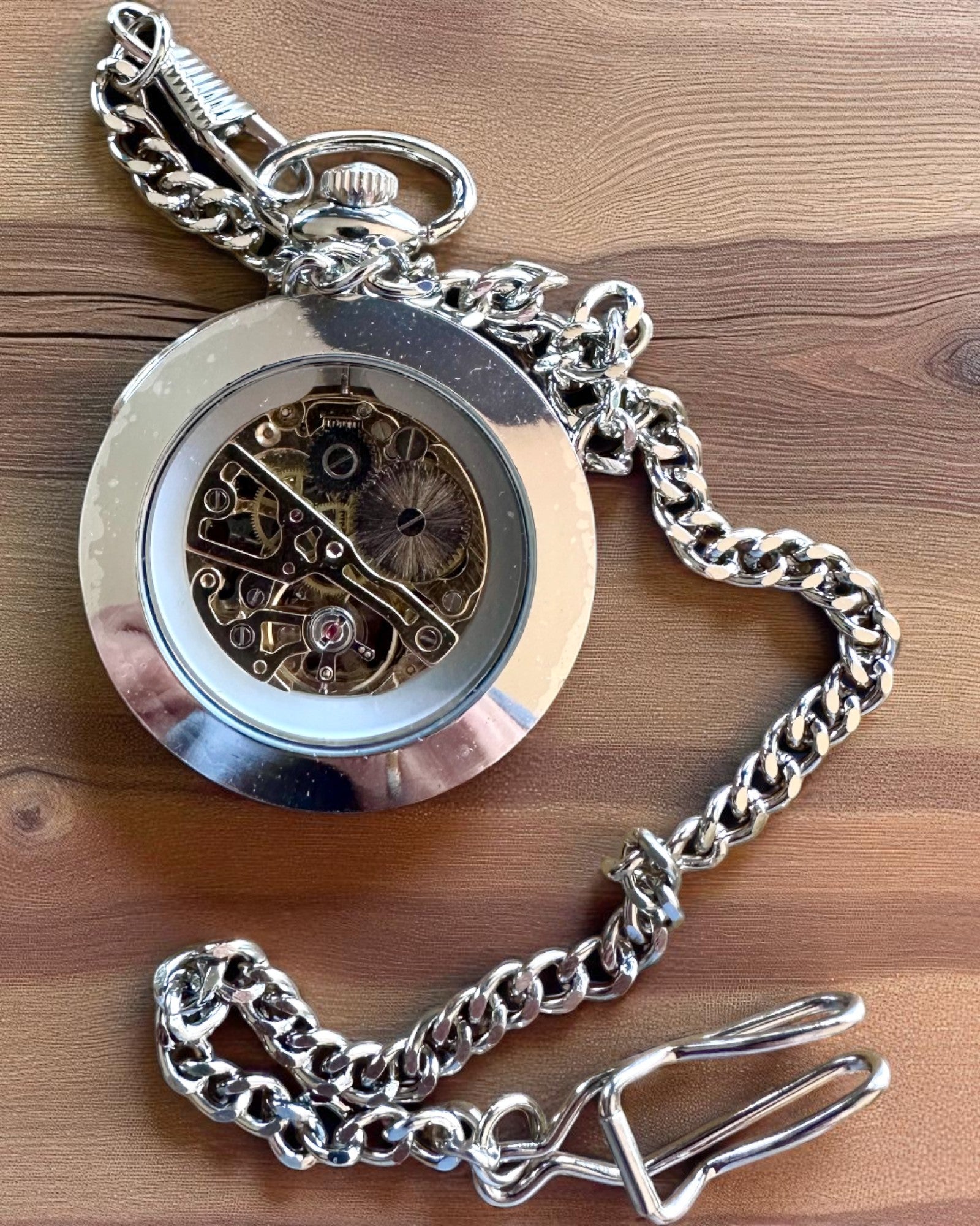 Sølv Eksklusivt Mekanisk Lommeur i Retro Stil, Vandtæt - Elegance til Enhver Lejlighed, med gravering