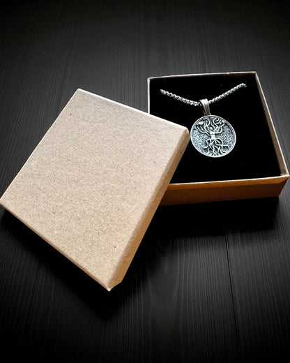 Amulet Livets Træ med Mulighed for Gravering - halskæde "Naturens Vitalitet", personalisering