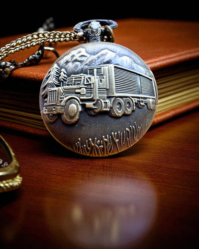 Lommeur "Road King" – med lastbilmotiv, med gravering, til gave