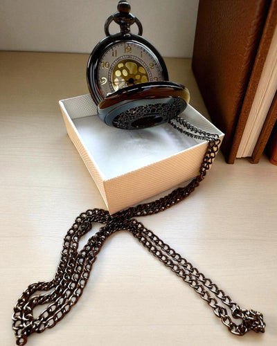 Sort Lommeur „Midnight Elegance”, personalisering til gave med gravering