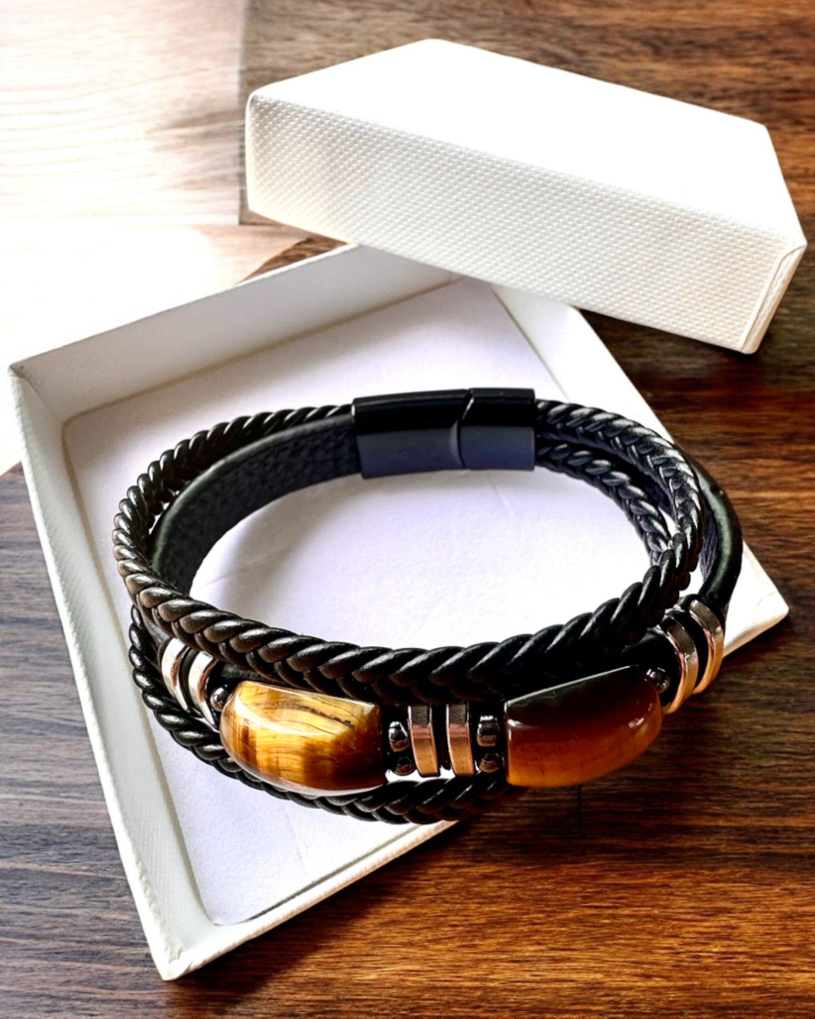 Armbånd "Tigerøje" med mulighed for personalisering som gave