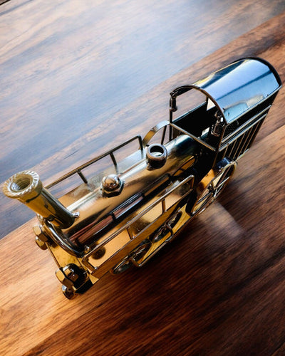 Lokomotywa af jern "Retro Express" – dekoration, model, håndlavet med mulighed for gravering som gave