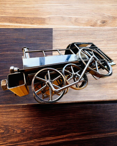 Lokomotywa af jern "Retro Express" – dekoration, model, håndlavet med mulighed for gravering som gave