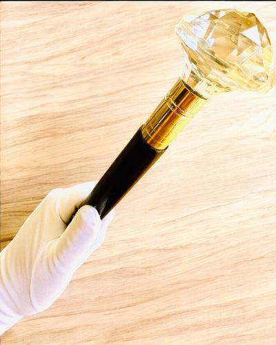 Laska til spadsereture "Hvid Diamant" - Håndlavet i træ, mulighed for gravering